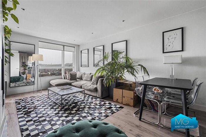 1 Bedroom Apartment To Rent In High Street, Hornsey, London, N8