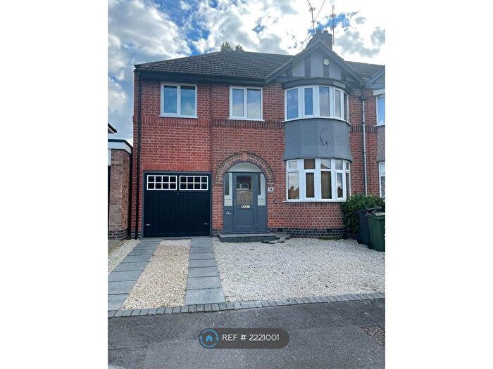 4 Bedroom Semi-Detached House To Rent In Johnson Road, Birstall, Leicester, LE4