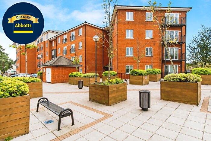 1 Bedroom Flat To Rent In Starling Court, John Dyde Close -, CM23