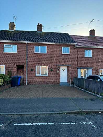 3 Bedroom Terraced House To Rent In Hawthorn Avenue, Lowestoft, NR33