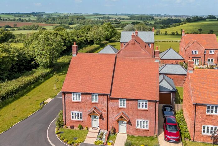 3 Bedroom Semi-Detached House For Sale In Wingfield Place, Thornford, DT9