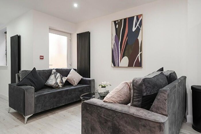 2 Bedroom Semi-Detached House To Rent In Adelaide Road, Liverpool, L7