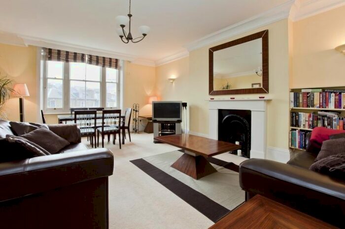 2 Bedroom Flat To Rent In Sutherland Avenue, Little Venice, W9