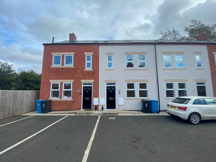 3 Bedroom Property To Rent In Baker Close, Long Eaton, Nottingham, NG10