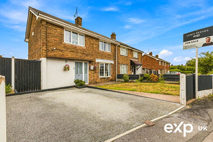 3 Bedroom Semi-Detached House For Sale In Egmanton Road, Meden Vale, NG20