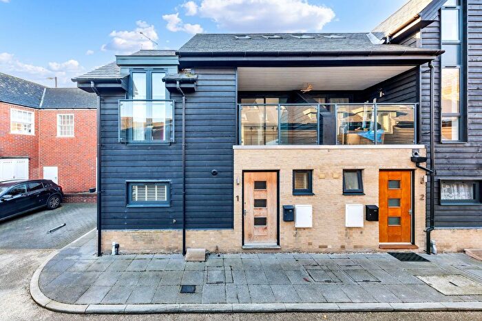 3 Bedroom End Of Terrace House To Rent In Brewers Yard, Royston, SG8