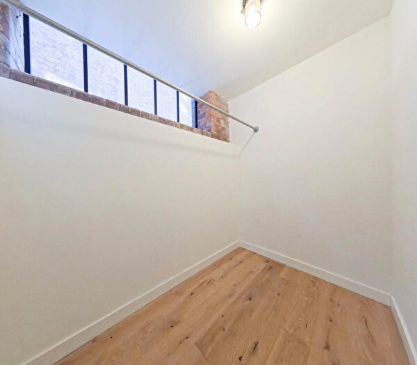 2 Bedroom Duplex To Rent In Apartment, Derwent House, Jewellery Quarter, Birmingham, B3