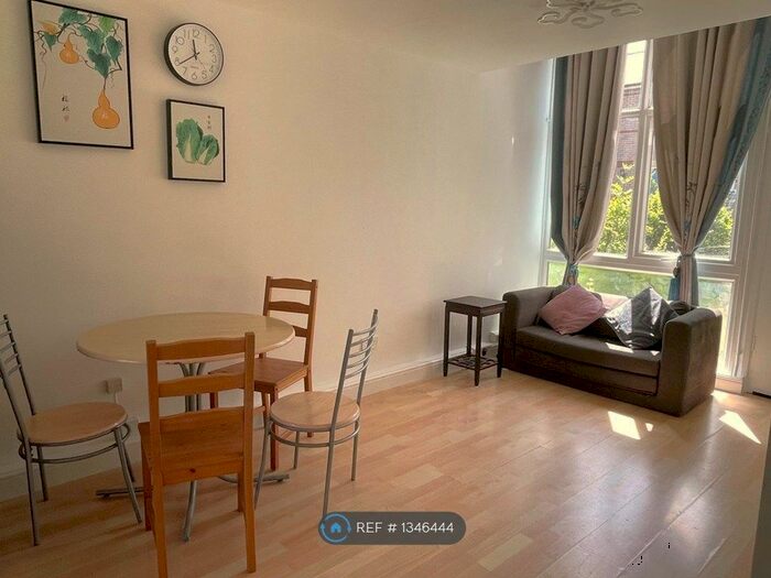 2 Bedroom Flat To Rent In Geldart Street, Cambridge, CB1