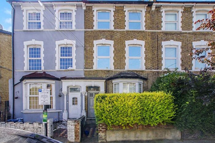 5 Bedroom Terraced House For Sale In Linscott Road, London, E5