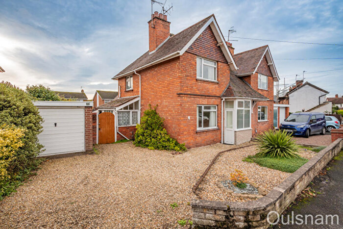 2 Bedroom Semi Detached House For Sale In Holly Road, Bromsgrove, B61