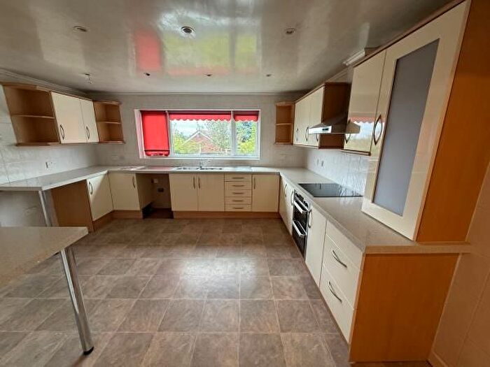 2 Bedroom Bungalow For Sale In Rockbourne Avenue, Gateacre, Liverpool, L25