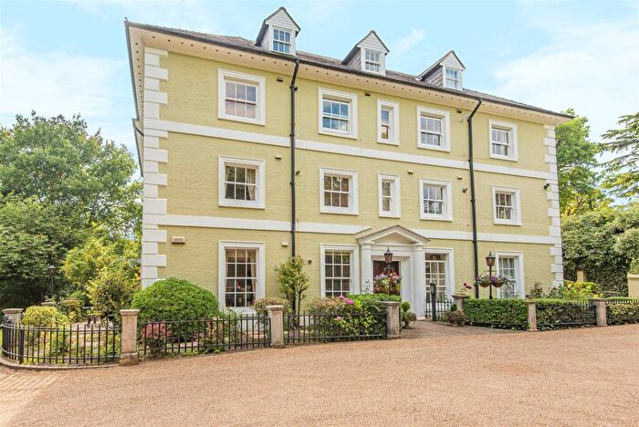 3 Bedroom Flat To Rent In The Mount House, Sudbury Hill, Harrow, HA1