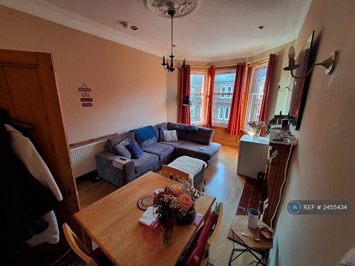 2 Bedroom Flat To Rent In White Street, Glasgow, G11