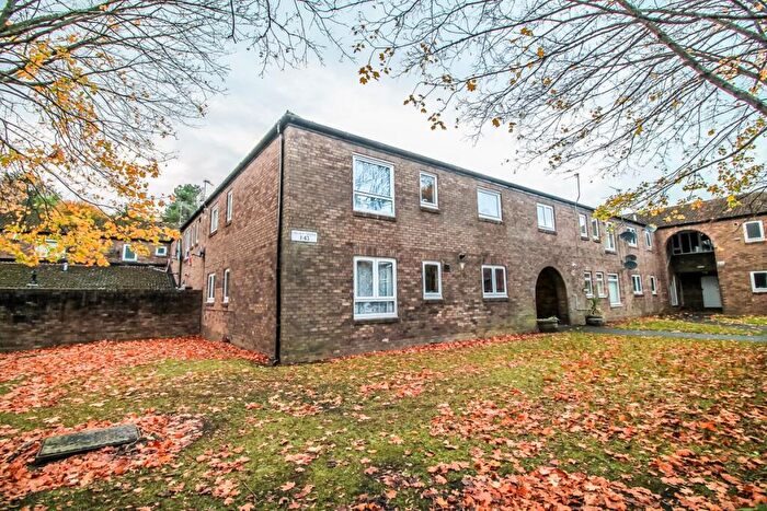 2 Bedroom Flat For Sale In Rickleton Village Centre, Rickleton, Washington, NE38