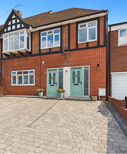3 Bedroom Maisonette For Sale In Sidcup, Kent, DA14