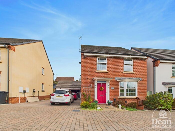 4 Bedroom Detached House For Sale In Caudwell Close, Coleford, GL16