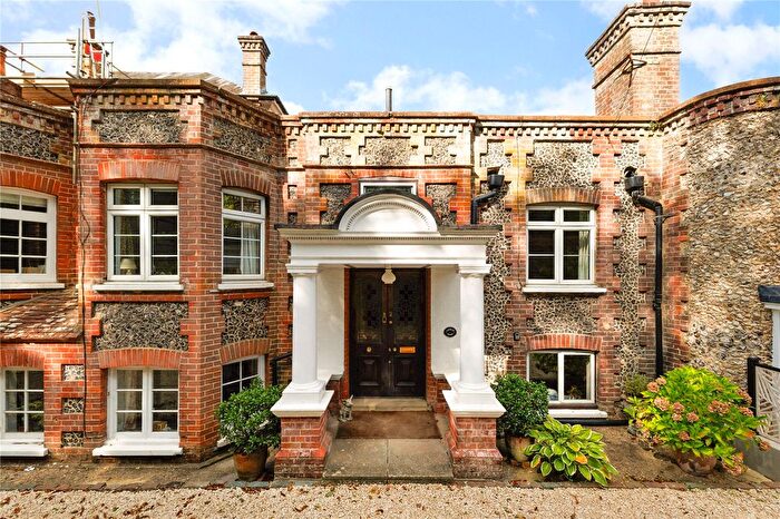 4 Bedroom Detached House For Sale In Lower Road, Loosley Row, Princes Risborough, Buckinghamshire, HP27