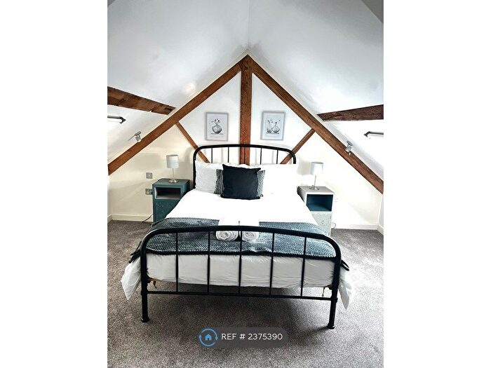 2 Bedroom Flat To Rent In The Malthouse, Burton On Trent, DE14