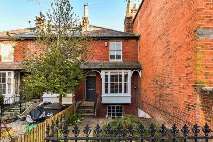 3 Bedroom Terraced House To Rent In Tower St, Winchester, Hampshire, SO23