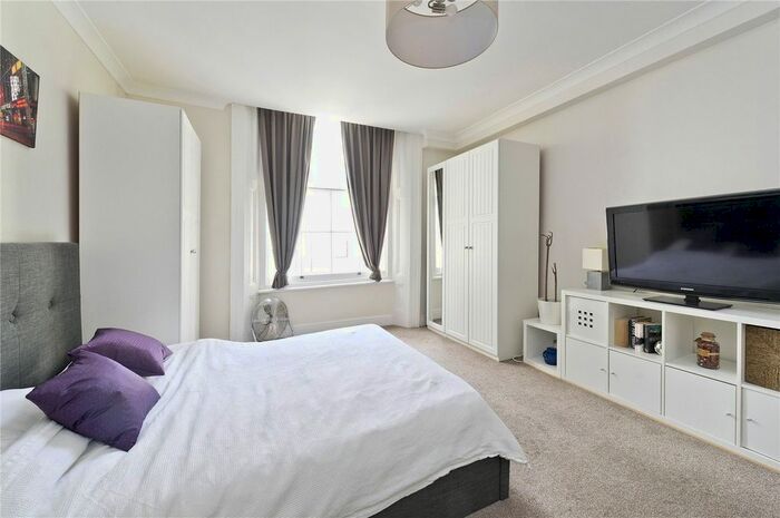 Studio To Rent In Leinster Gardens, Bayswater, London, W2