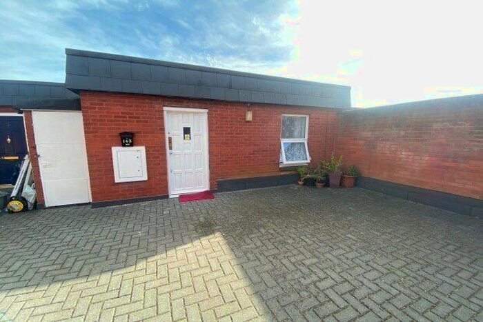 2 Bedroom Flat To Rent In Church Lane, Bedford, MK41