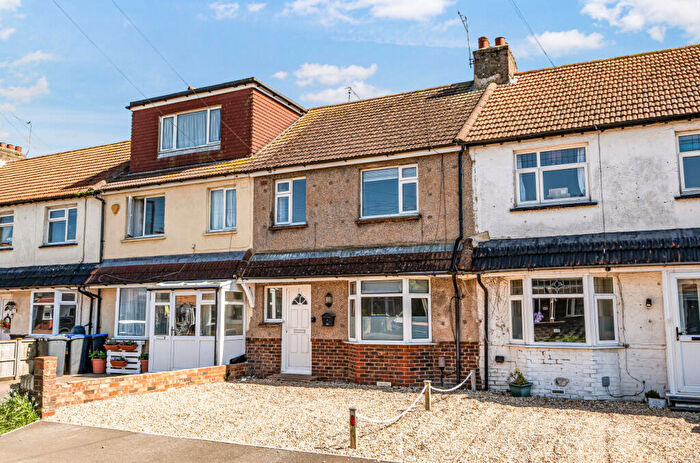 3 Bedroom Terraced House To Rent In First Avenue, Lancing, West Sussex, BN15