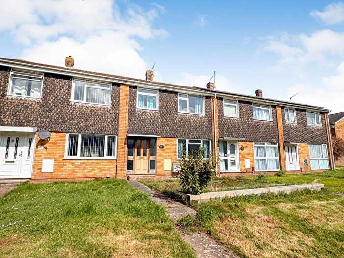 3 Bedroom Terraced House For Sale In Sandy Lodge, Yate, Bristol, Avon, BS37