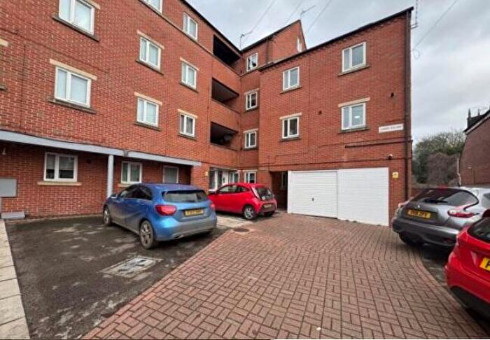 7 Bedroom House To Rent In Albert Square, Lenton, NG7