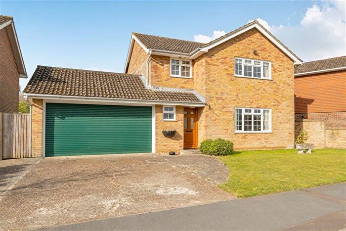 4 Bedroom Detached House For Sale In Hormare Crescent, Storrington, Pulborough, West Sussex, RH20