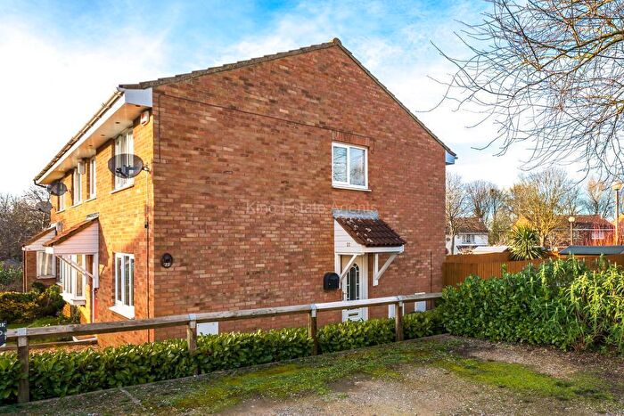 2 Bedroom End Of Terrace House For Sale In Hilliard Drive, Bradwell, Milton Keynes, Buckinghamshire, MK13