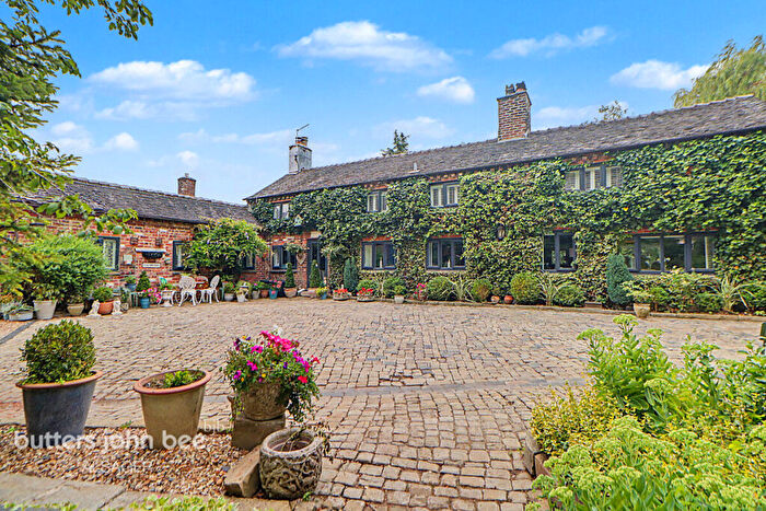 4 Bedroom Character Property For Sale In Linley Lane, Alsager, ST7