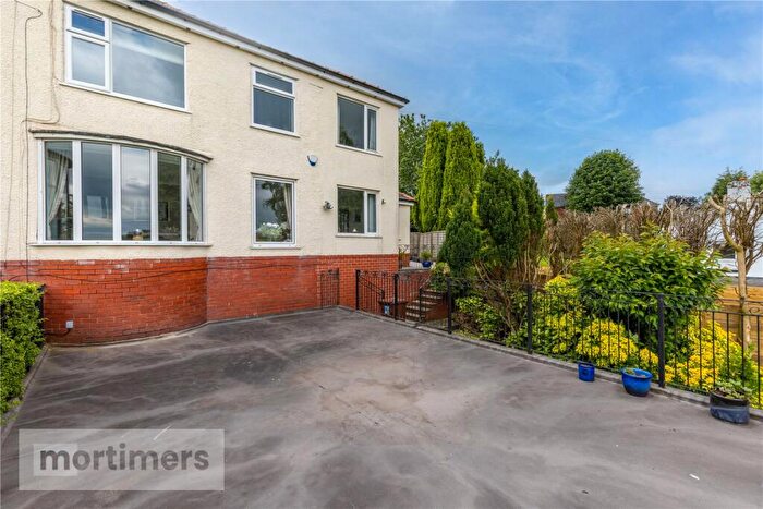 4 Bedroom Semi Detached House For Sale In Royal Oak Avenue, Blackburn, Lancashire, BB1