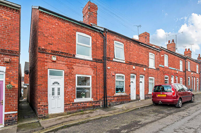 Terraced House For Sale In Moor Street, Mansfield, Nottinghamshire, NG18
