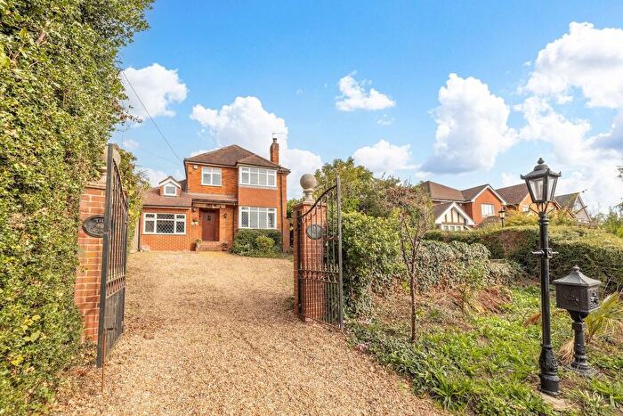 4 Bedroom Detached House For Sale In Lower Road, Denham, UB9