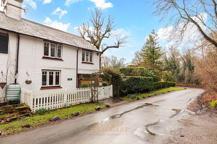 3 Bedroom Semi-Detached House For Sale In Copthorne Common, Copthorne, RH10