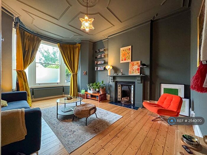 2 Bedroom Flat To Rent In Plympton Road, London, NW6