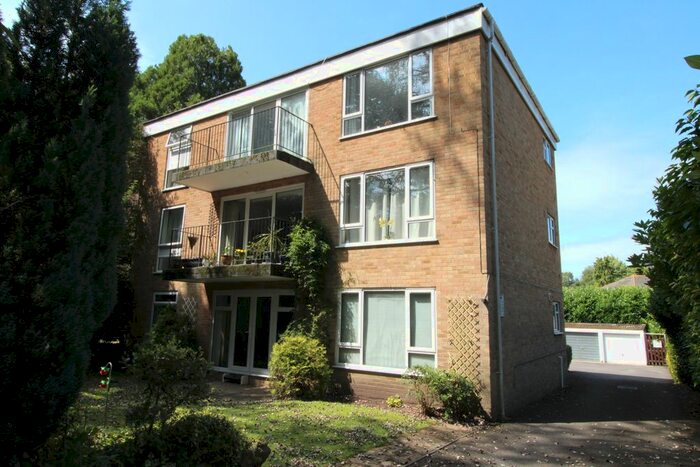 2 Bedroom Flat To Rent In Brunstead Road, Westbourne, BH21