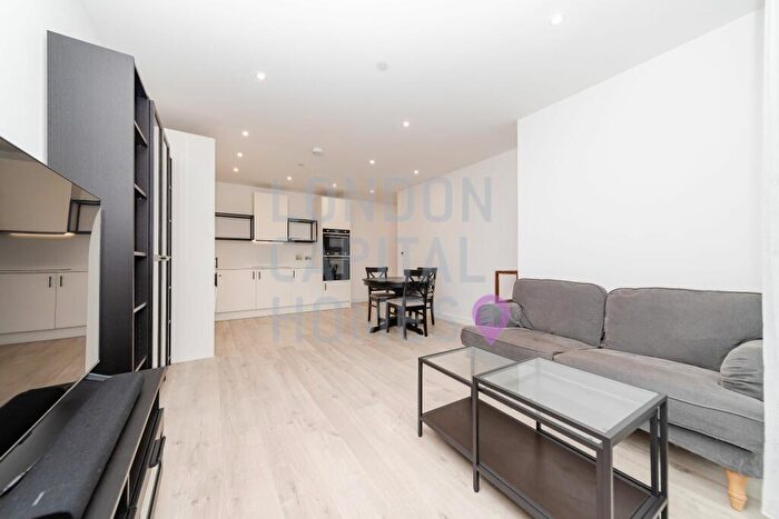 2 Bedroom Apartment To Rent In Willowbrook House, Coster Avenue, London, N4