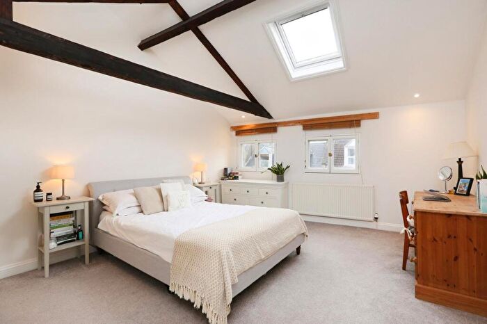 2 Bedroom Apartment For Sale In Flat, Greville House, Saville Place, Bristol., BS8