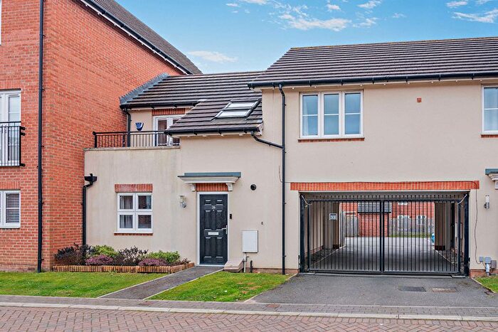 2 Bedroom Terraced House For Sale In Riverside Way, Castleford, West Yorkshire, WF10