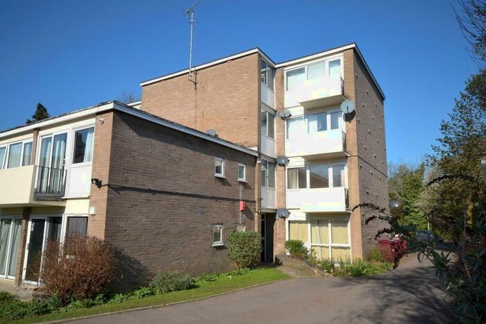 Apartment To Rent In Crescent Court, Crescent Road, Reading, RG1