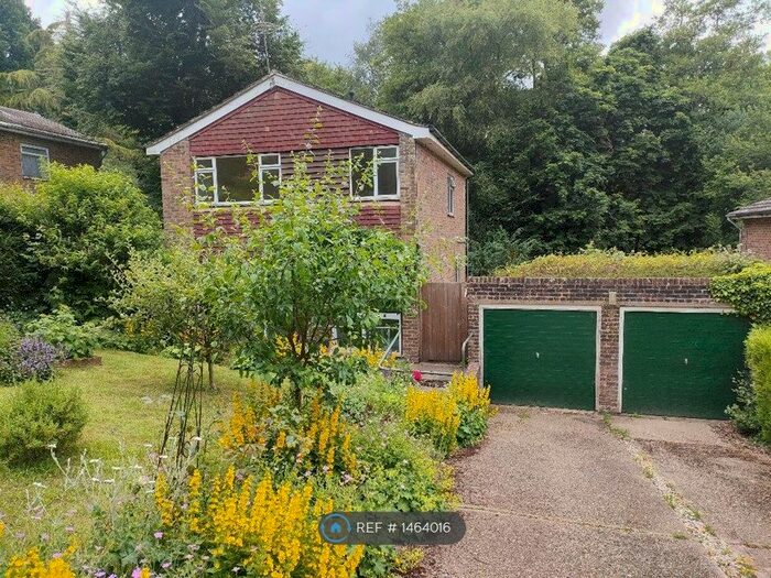 3 Bedroom Terraced House To Rent In Freshfield Bank, Forest Row, RH18