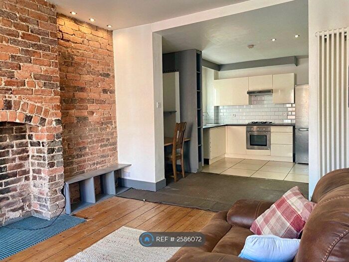 1 Bedroom Flat To Rent In Lorne Street, Kidderminster, DY10