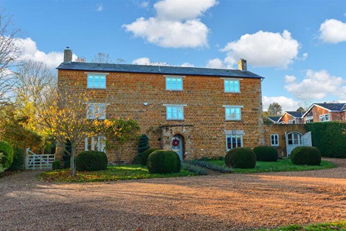 6 Bedroom Detached House For Sale In Court House, Court Close, Creaton, Northampton, NN6