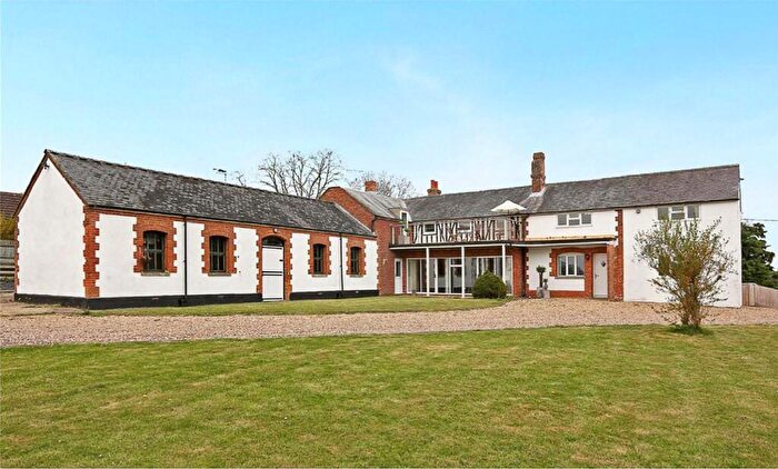 4 Bedroom Cottage For Sale In Bishopstone Road, Stone, HP17