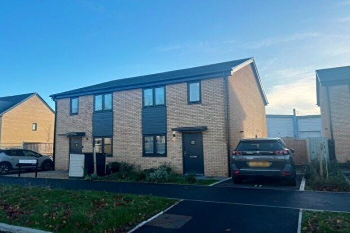 3 Bedroom Property To Rent In Crampton Mews, Swindon, SN3