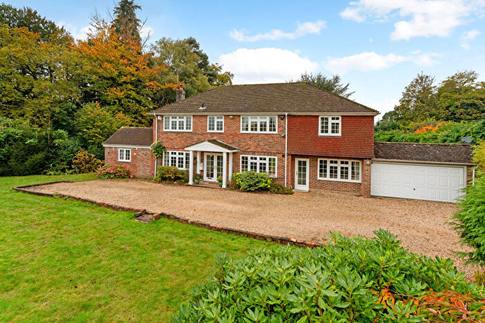 5 Bedroom Detached House For Sale In Forest Road, Liss, GU33