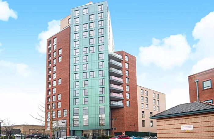 1 Bedroom Flat To Rent In St. Marks Road Bromley, BR2