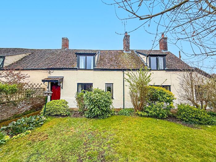 3 Bedroom Semi-Detached House For Sale In Stoke Road, North Curry, Taunton, Somerset, TA3