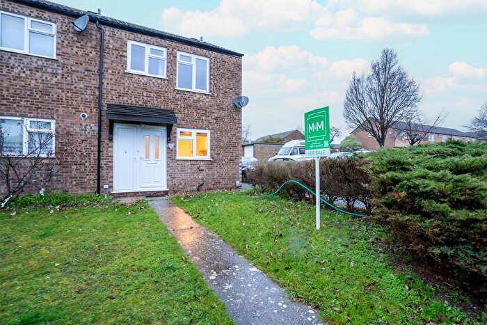 3 Bedroom End Of Terrace House For Sale In Thistledown, Gravesend, Kent, DA12